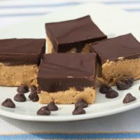 No Bake Peanut Butter Pretzel Squares - This recipe uses pretzel crumbs in the crust instead of the usual graham cracker crumbs. The combination of salty and sweet is irresistable! virginiasweetpea.com