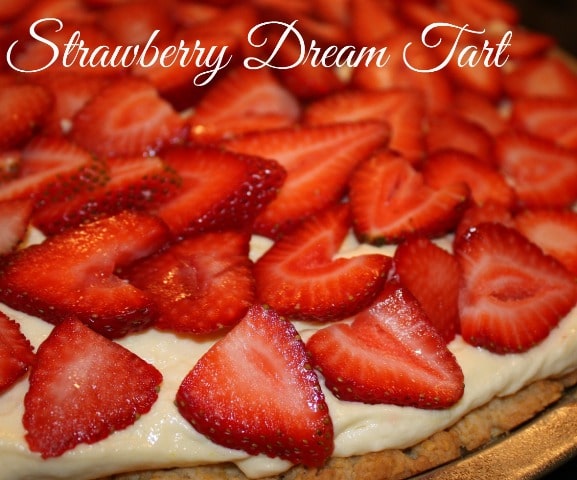 Strawberry Dream Tart by virginiasweetpea.com Strawberry Dream Tart by virginiasweetpea.com