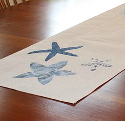 diy starfish table runner