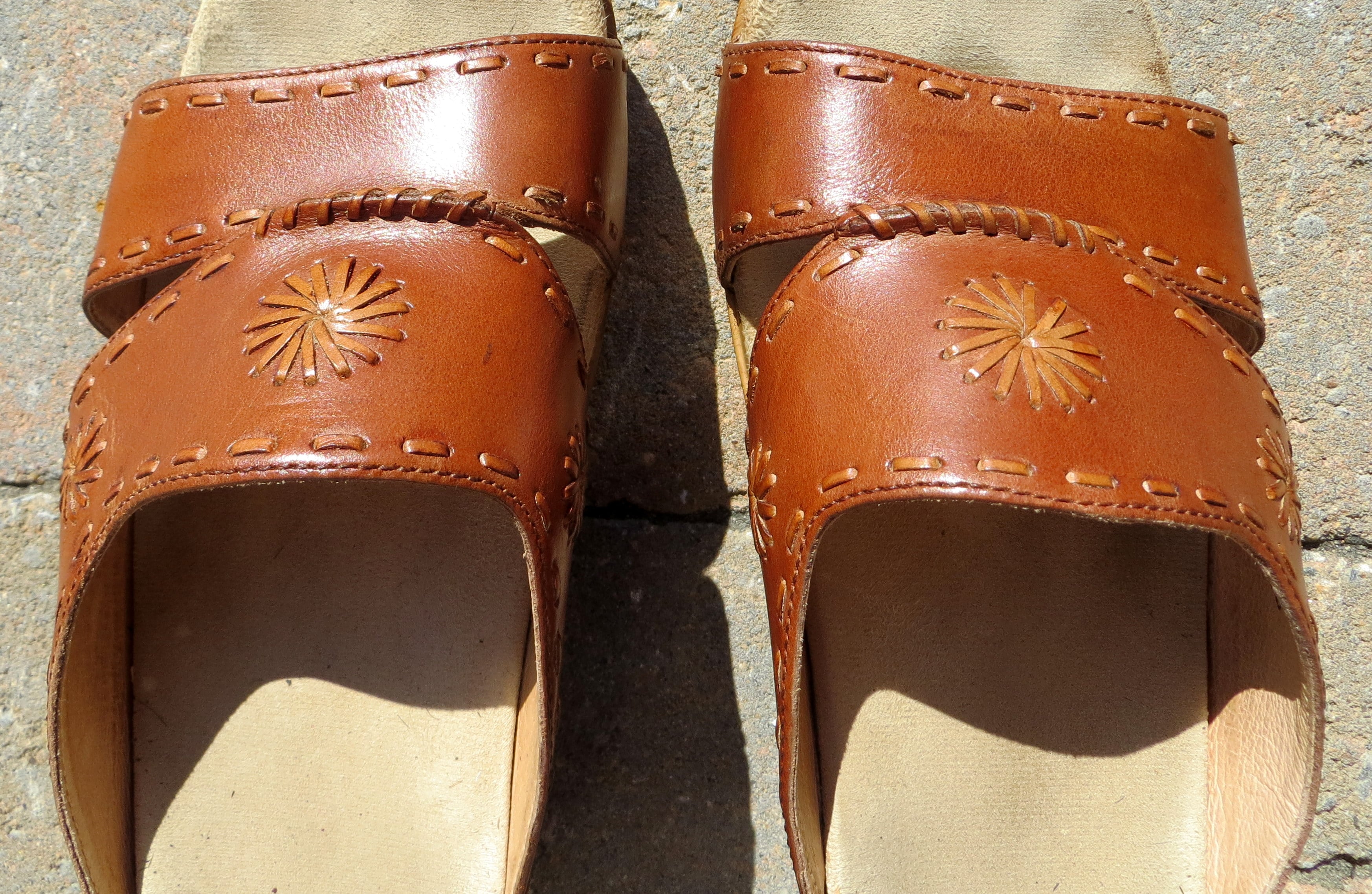 Refreshing Shoes :: Make Your Shoes Look Almost New