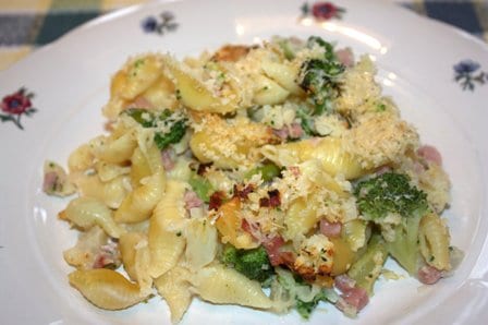 Baked Shells With Broccoli and Ham (Surprise Healthy Sauce!)