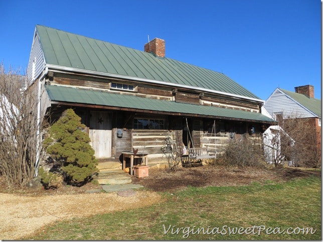 Pharsalia Slave Cabins for Household Help
