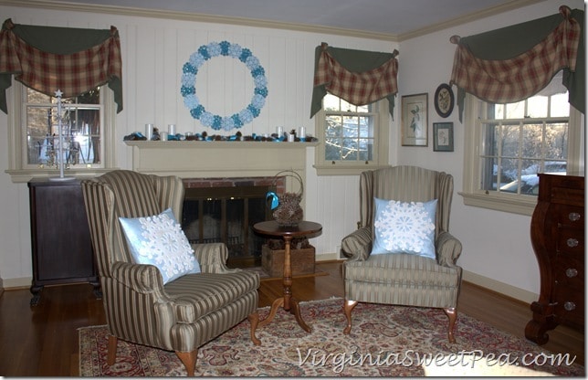 Snowflake Pillows in Living Room