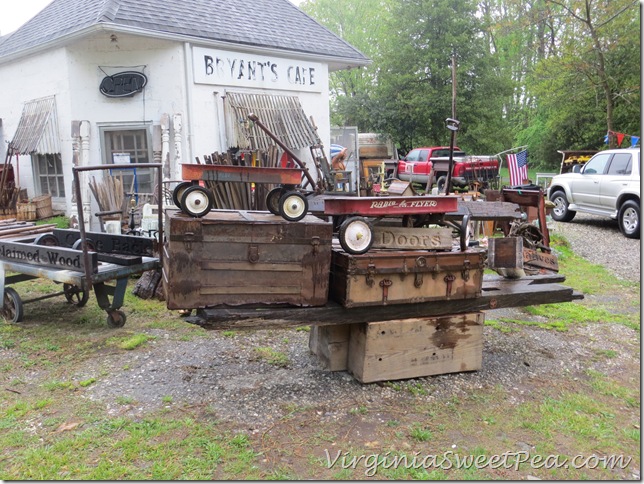 Wagons and Trunks