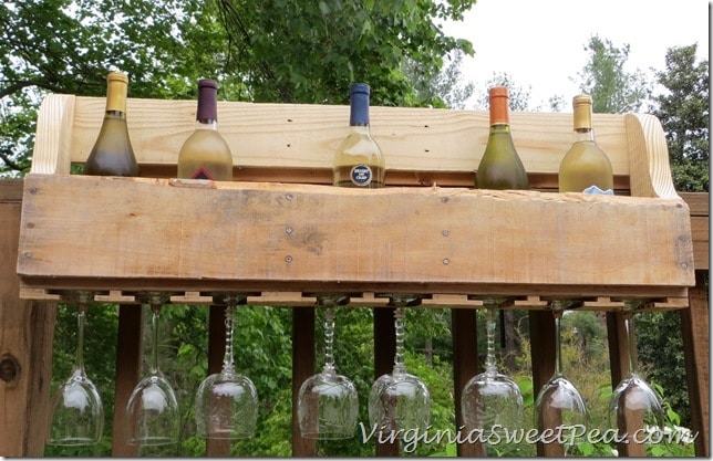 Pallet Wine Rack DIY