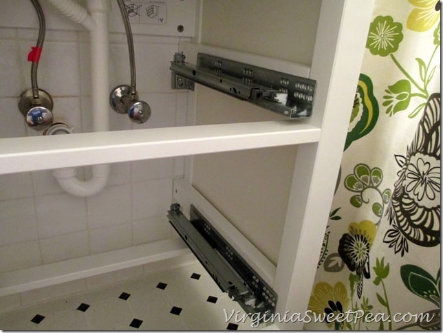 Installing a sink cabinet