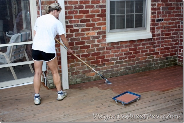 Deck Pro Stain Applicator Using