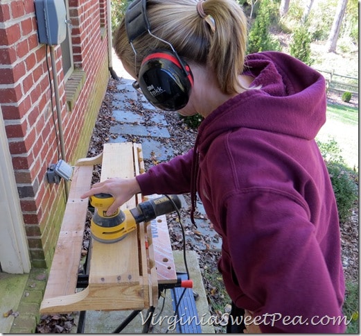 Sanding Pallet Wine Rack