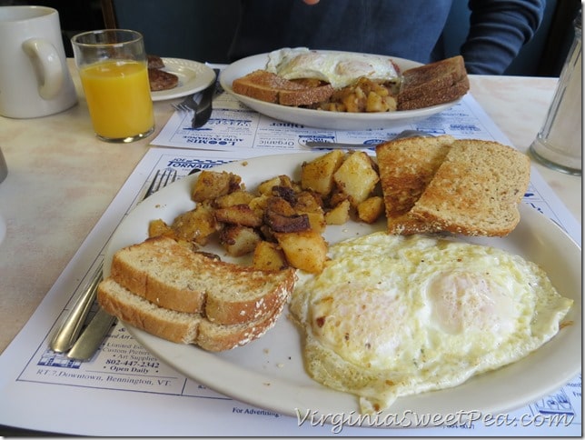 Blue Benn Breakfast