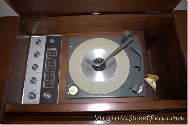 Inside of Mid Century Modern Stereo Console