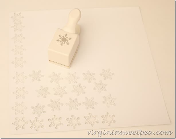 How to Make a Sparkly Snowflake