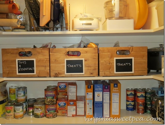 DIY Pantry Storage Crates with Chalkboard Labels by virginiasweetpea.com