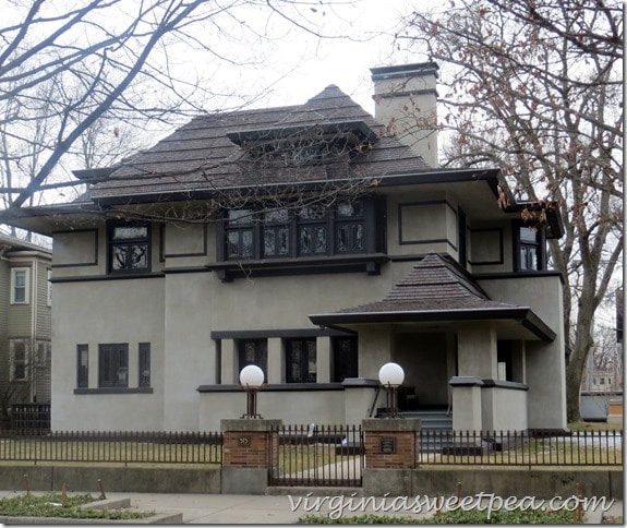 frank-lloyd-wright-architecture-chicago-virginiasweetpea