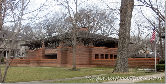 frank-lloyd-wright-home-near-studio