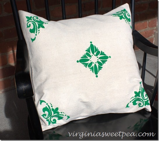 DIY Easy Stenciled Pillow Cover