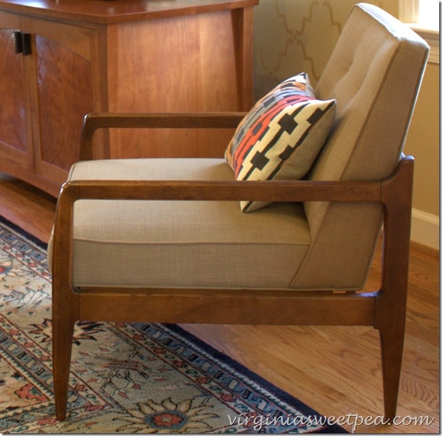 Mid-Century Chair 