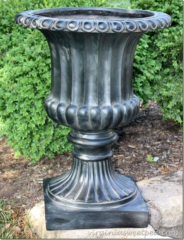 Balsam Hill Tuscan Urn Planter