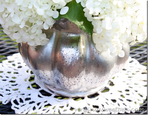 DIY Faux Mercury Vase - Follow this tutorial to transform any vase into a mercury glass one.  virginiasweetpea.com