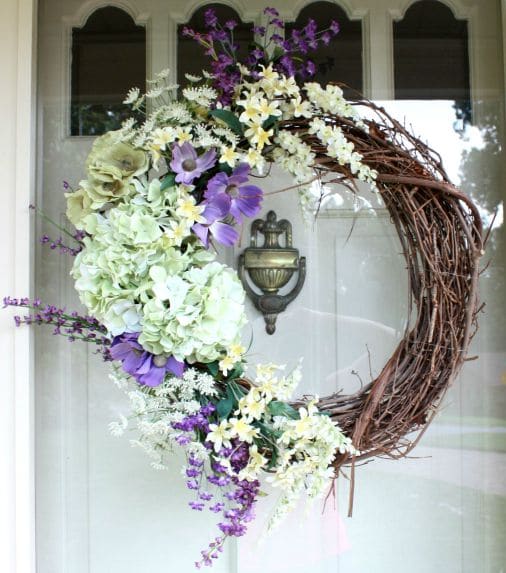 A front door always looks better with a wreath. This one came together quickly and would also look pretty for spring. virginiasweetpea.com