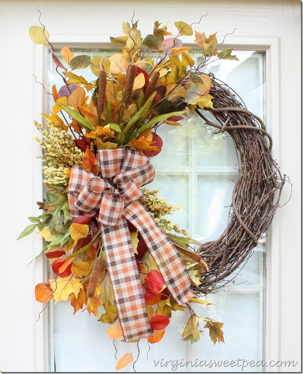 fall-wreath-for-the-deck