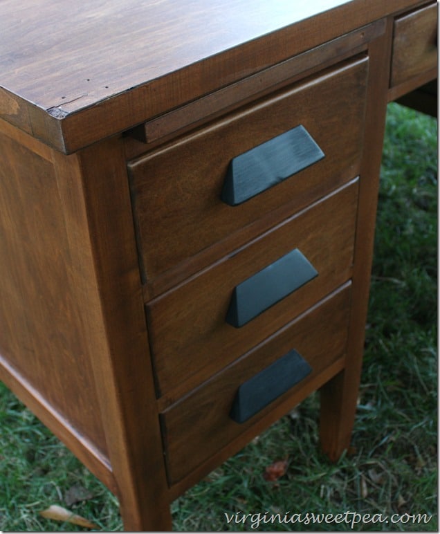 Antique Teacher's Desk Makeover - Drawer Detail - Look at those pretty handles!