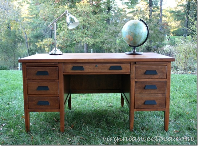 Vintage Teacher's Desk Makeover by virginiasweetpea.com
