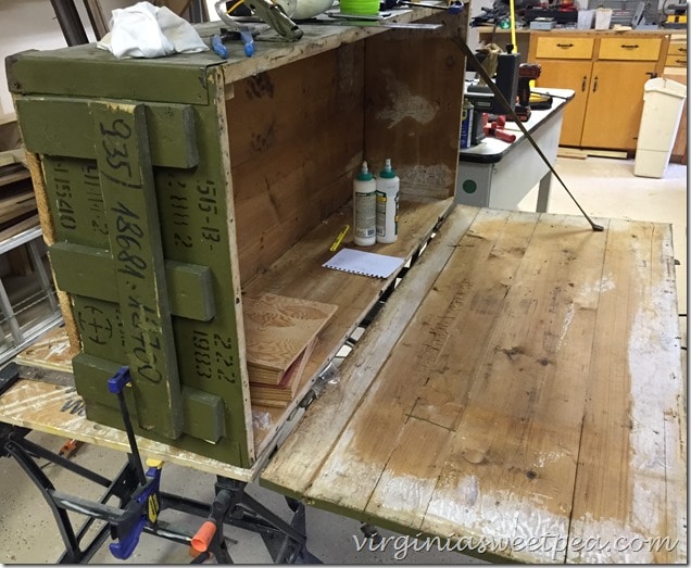 Russian Rifle Storage Crate - Inside