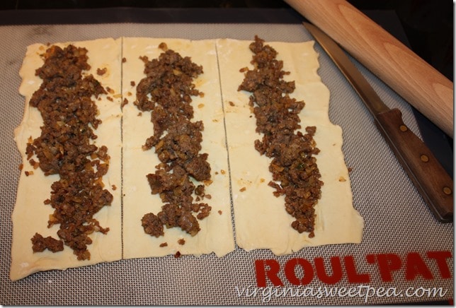 Sausage Roll Appetizer - Easy and so Good!