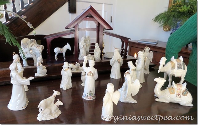 2015 Christmas Historic Homes Tour in Waynesboro, VA | Nativity Scene