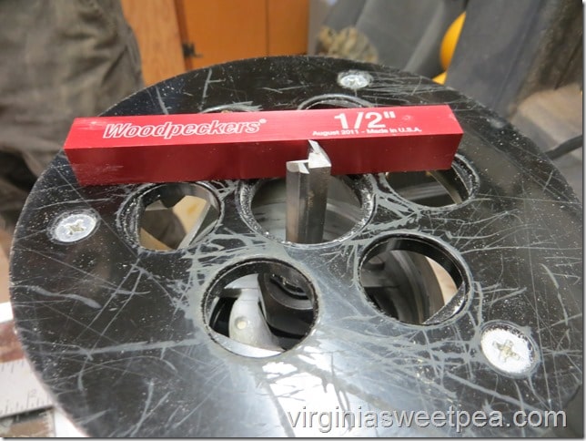 How to Set a Router Bit Depth