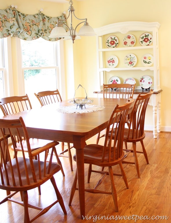 Farmhouse Style Hutch Makeover in My Kitchen