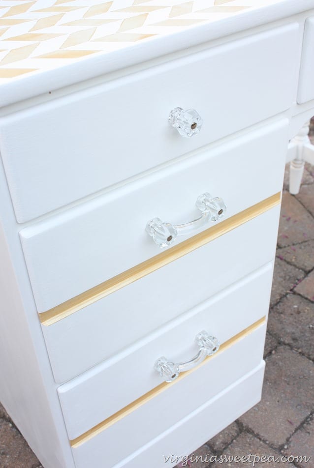 Clear Glass Pulls and Knobs on a Desk Makeover.