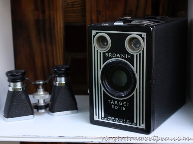 Brownie Target Six-16 Camera