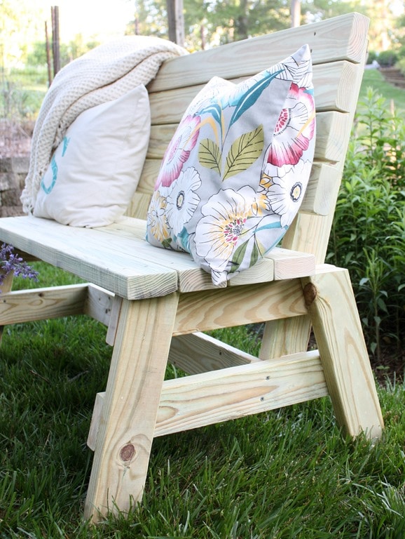 Bench made using 2x4 lumber