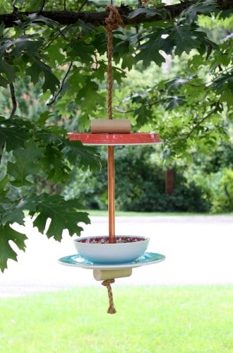How to make an easy bird feeder. Get the step by step instructions. virginiasweetpea.com