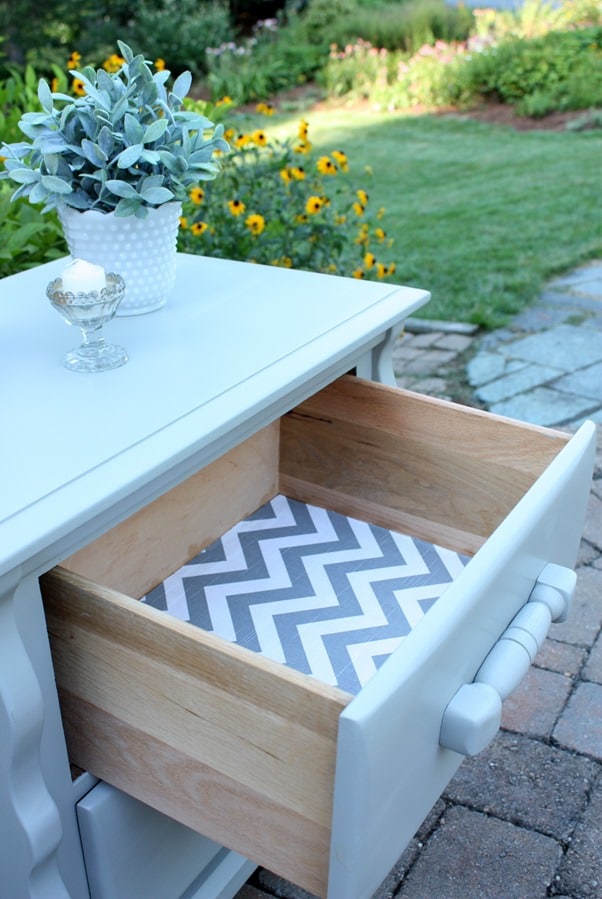 Lining drawers with fabric adds a nice finishing touch to a furniture makeover. virginiasweetpea.com