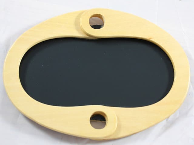 Step-by step tutorial for making a framed chalkboard from purse handles. virginiasweetpea.com