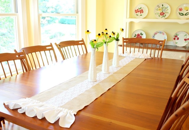 Make an easy lace and burlap table runner that can be enjoyed in any season. virginiasweetpea.com