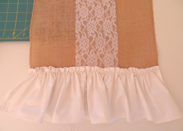 Easy burlap and lace table runner tutorial. 