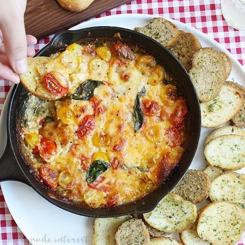 Baked-Caprese-Dip_featured