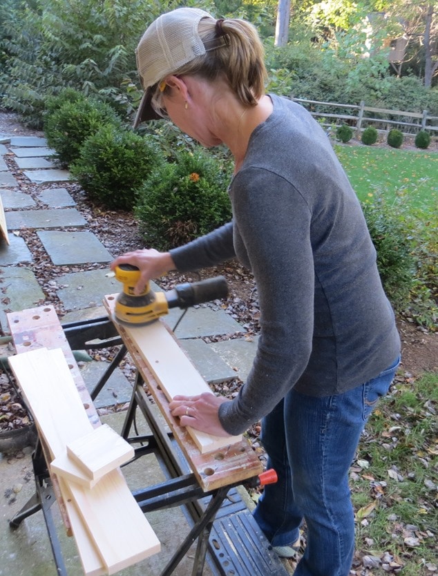 Tutorial to Make a DIY Wood Box for under $10