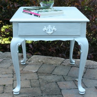 Glitz and Glamour End Table Makeover