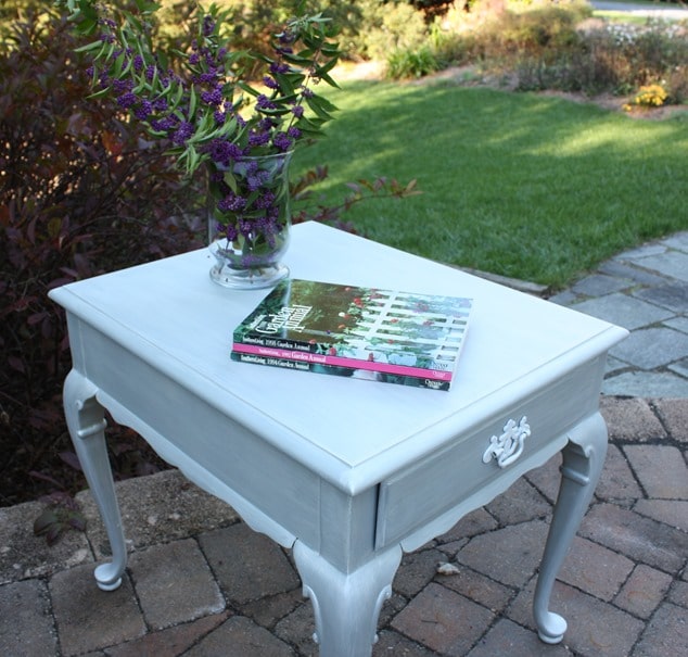 Glitz and Glamour End Table Makeover by virginiasweetpea.com