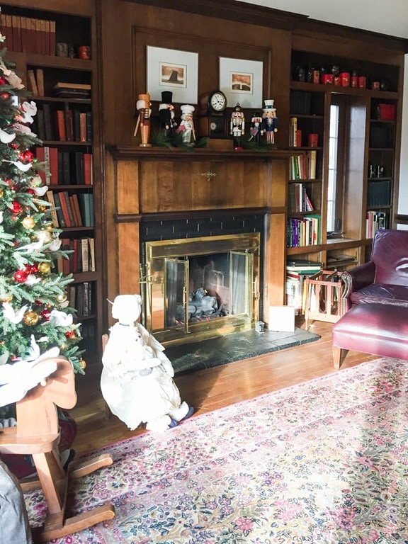 Christmas Home Tour in Waynesboro, VA - 1940 Cape Cod