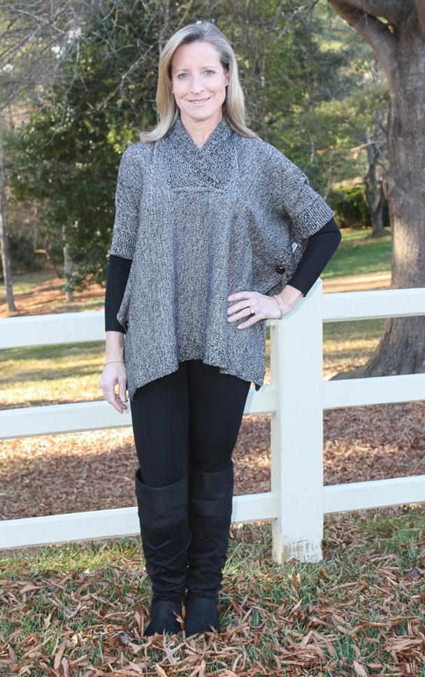 Stitch Fix Review January 2017 | RD Style Calandri Contrast Sleeve Ponch | virginiasweetpea.com