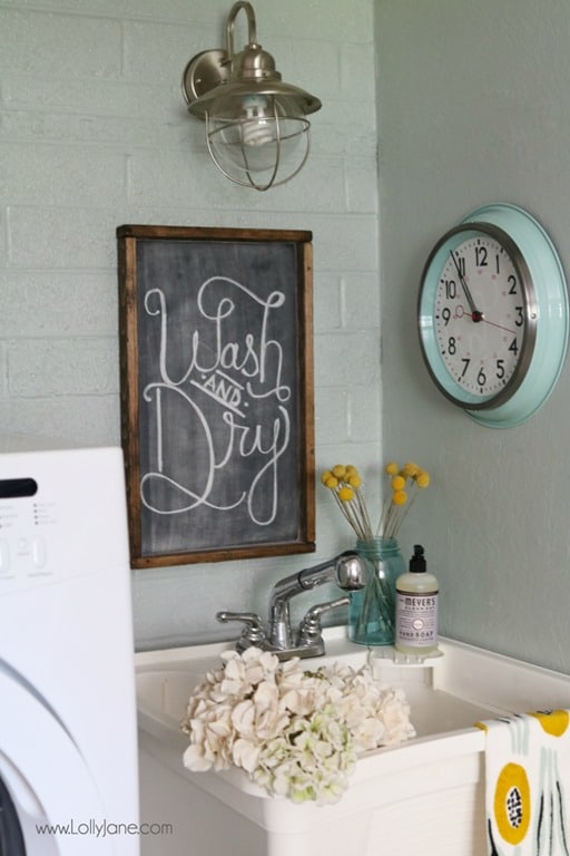 DIY-Laundry-Room-On-A-Budget