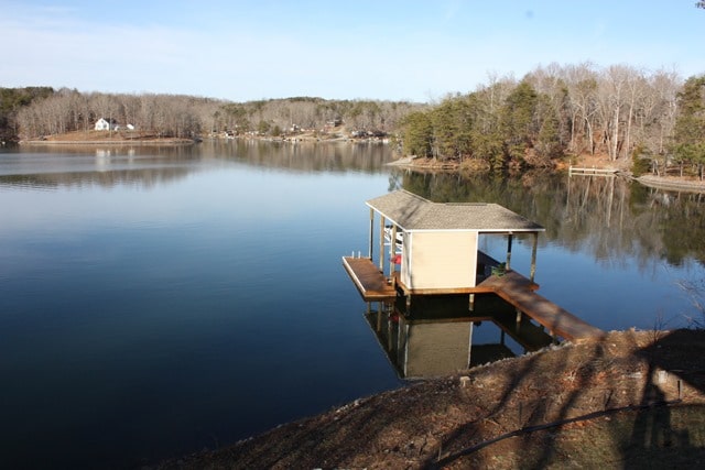 Smith Mountain Lake House Update - January 2017 - virginiasweetpea.com