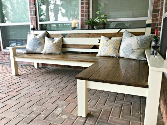 How to Make a DIY Outdoor Bench (L-Shaped)