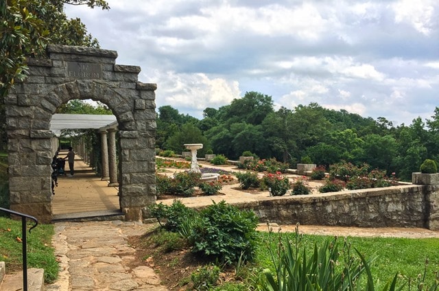 Italian Garden at Maymont in Richmond, Virginia - virginiasweetpea.com