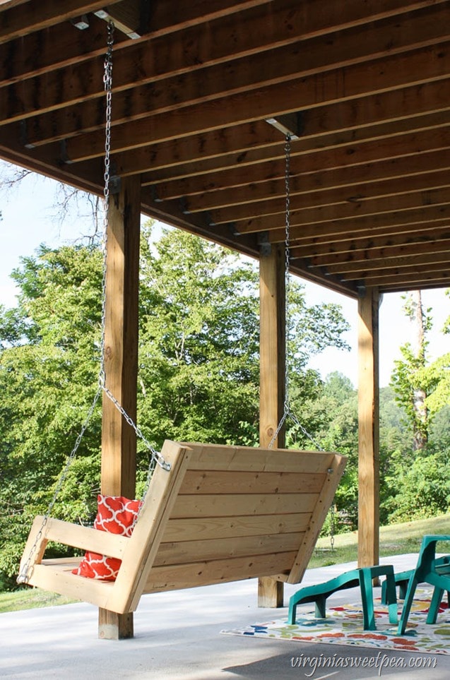 How to Make a DIY 2x4 Porch Swing - Get the step-by-step directions at virginiasweetpea.com